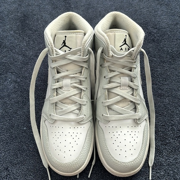 Air Jordan 1 Mid White Camo - Picture 2 of 7